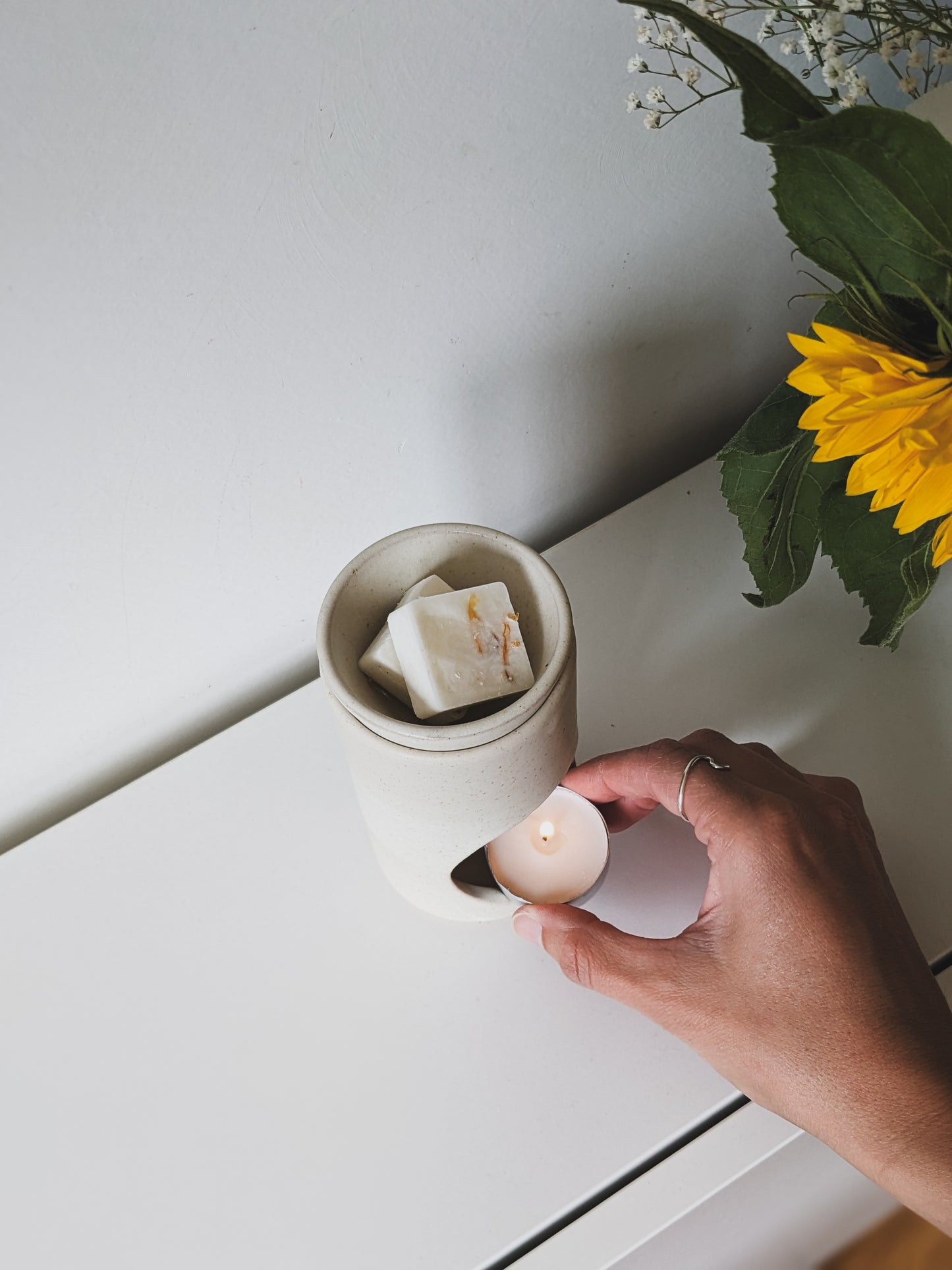 Ceramic Oil Burner x Clai Ceramics