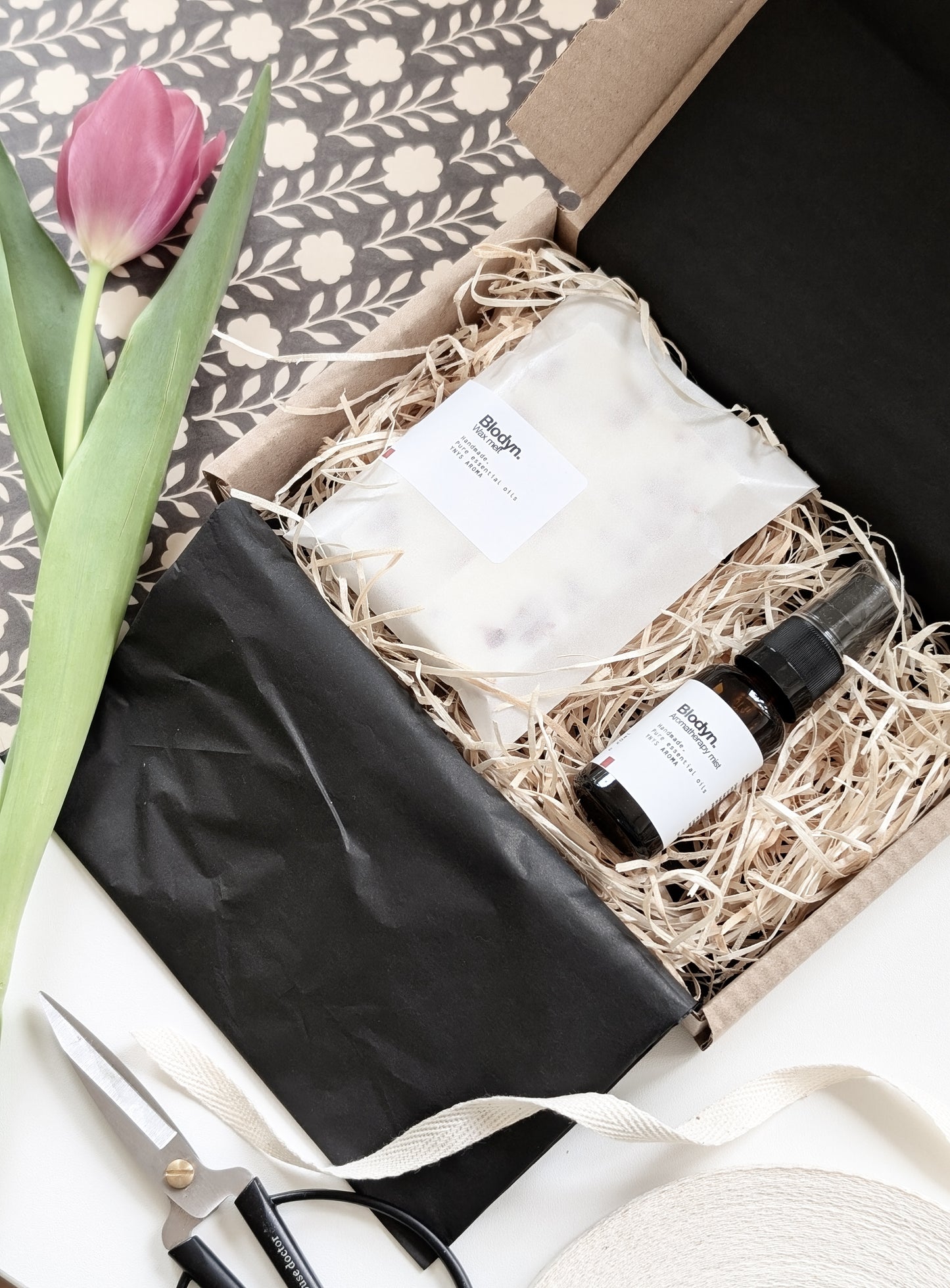 The Little Box of Roses