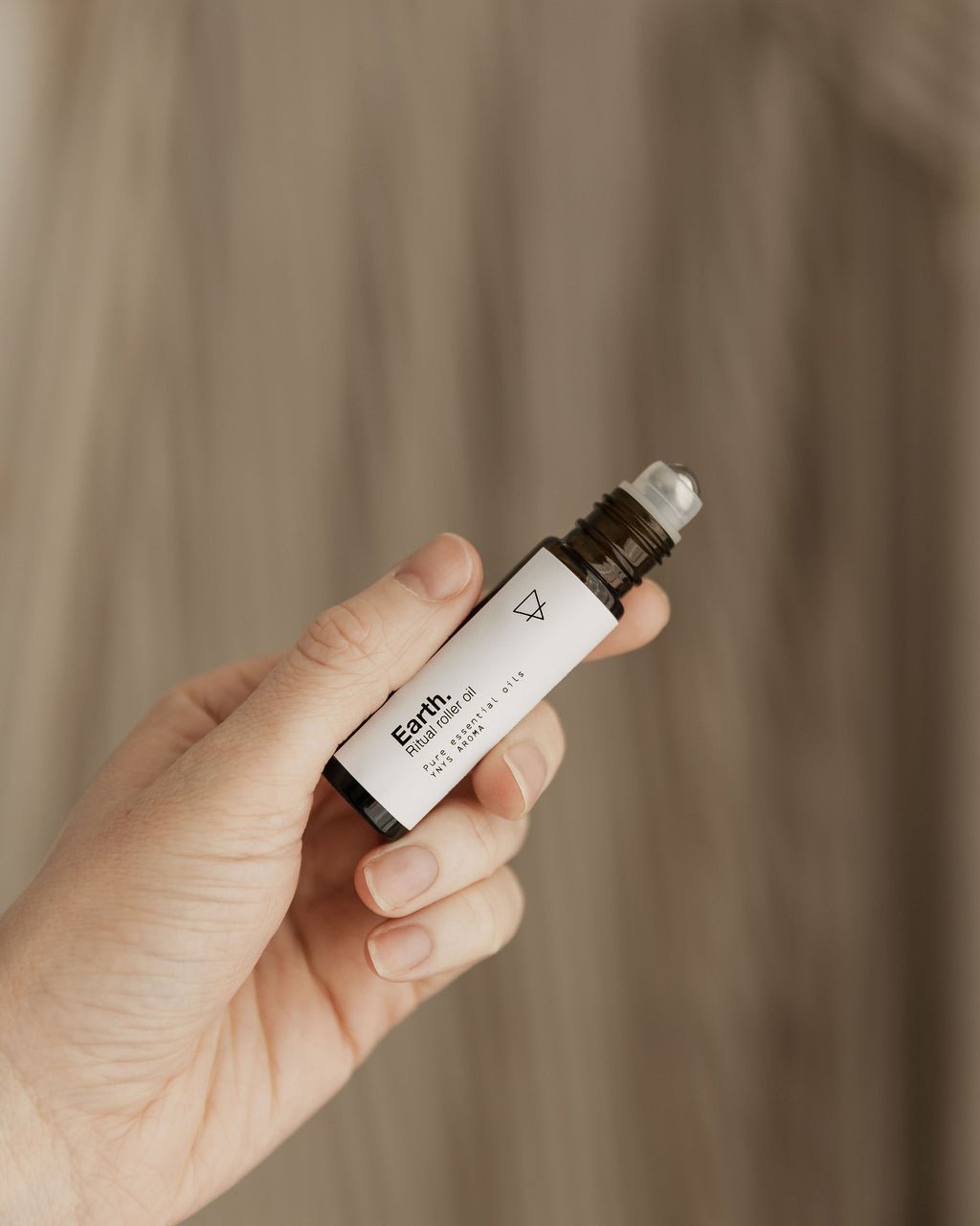 Earth Ritual Roller Oil